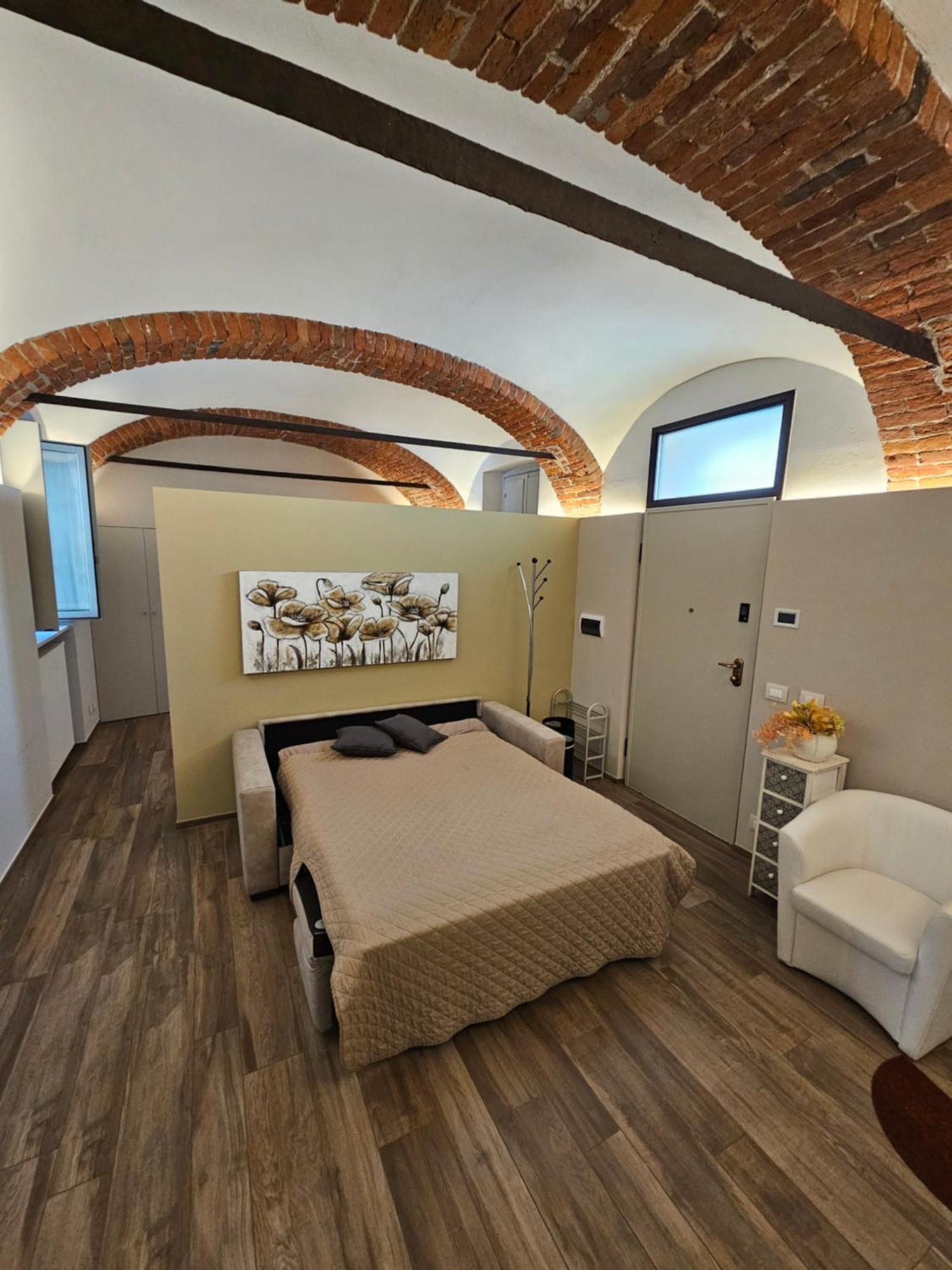 Апартаменти Bilocale In Centro Storico! Альба Екстер'єр фото