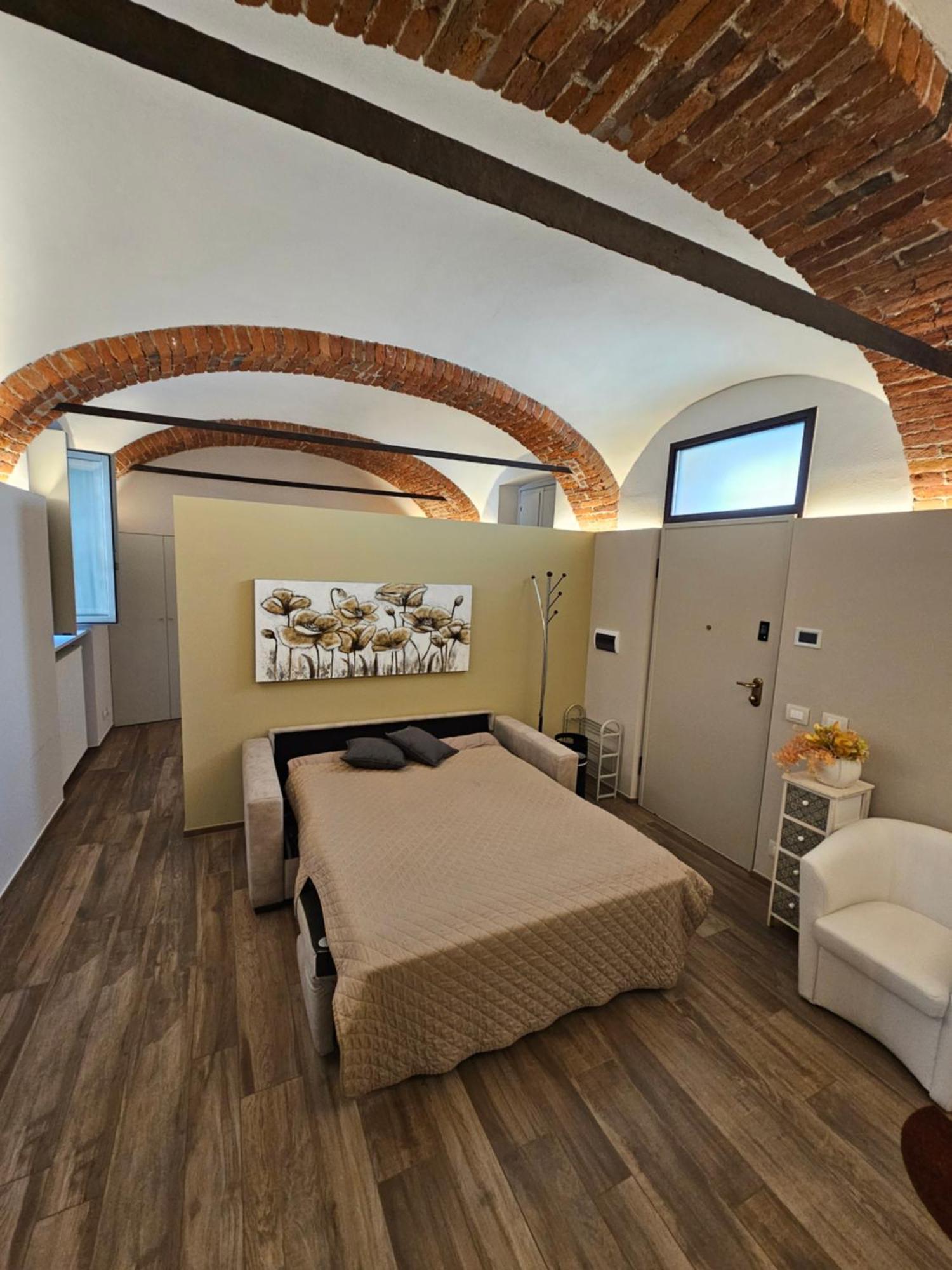 Апартаменти Bilocale In Centro Storico! Альба Екстер'єр фото